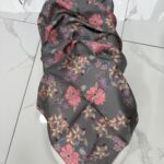 BELLİ YENİ SEZON EŞARP